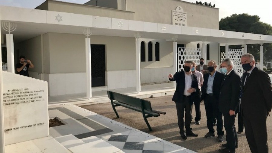 Μ. Χαρακόπουλος για τη βεβήλωση του Εβραϊκού Νεκτροταφείου Αθηνών: Οι νοσταλγοί του ναζισμού δεν έχουν θέση στην Ελλάδα