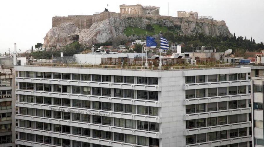 ΥΠΟΙΚ: To πρόγραμμα «Μένουμε Όρθιοι ΙΙ» του ΣΥΡΙΖΑ ανοίγει διάπλατα τον δρόμο για νέο μνημόνιο