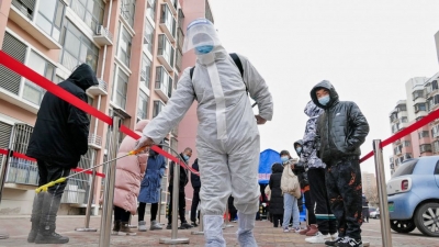Κίνα: Συναγερμός για αναζωπύρωση της πανδημίας - Νέα κρούσματα της Omicron
