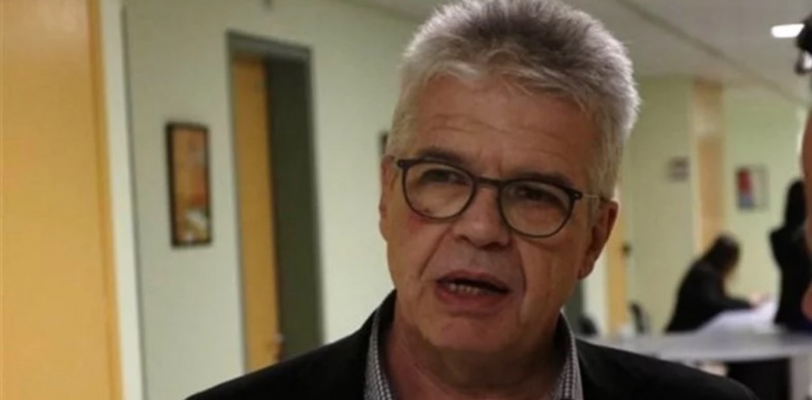 Γώγος: Απρόσμενοι οι 13 θάνατοι σε μια ημέρα στην Ελλάδα – Καλά νέα από εμβόλια και θεραπεία με αντισώματα