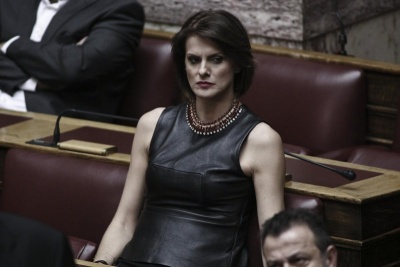 «Φλερτάρει» με τη ΝΔ η ανεξάρτητη βουλευτής Κ. Μάρκου