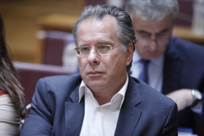 Κουμουτσάκος κατά Μπουτάρη: Να αφήσει τη διπλωματία, να ασχοληθεί με τις δικές του αρμοδιότητες