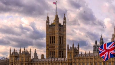 Εκλογές στη Βρετανία: Διαλύθηκε επισήμως το κοινοβούλιο, ξεκινάει η προεκλογική εκστρατεία