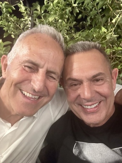 ΑΦΟΥΜΙΓΚΕΙΣΟΝ έγραψε ο Πάνος Καμμένος... για «τα τρωκτικά στον ΣΥΡΙΖΑ» - Η selfie με τον Αποστολάκη και η... διόρθωση
