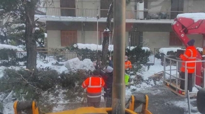 Κακοκαιρία «Ελπίδα»: Για 5η μέρα χωρίς ρεύμα το Χαλάνδρι - Σε ξενοδοχεία μεταφέρονται οι κάτοικοι