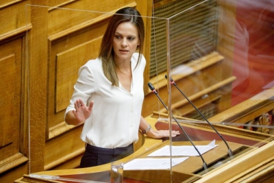 Αχτσιόγλου: Οριακά καταστροφική η κυβερνητική πολιτική για οικονομία, κοινωνία και πανδημία