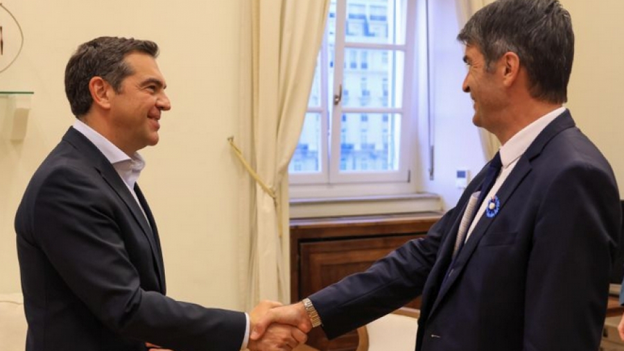 Συνάντηση Τσίπρα με Πρέσβη της Γαλλίας στην Ελλάδα: Ανάγκη για αποφασιστική αντιμετώπιση της ενεργειακής και οικονομικής κρίσης από ΕΕ
