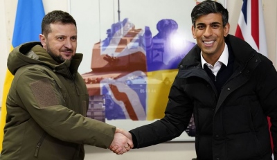 Επικίνδυνη κλιμάκωση από Βρετανία – Στέλνει πυραύλους μεγάλου βεληνεκούς και όπλα πυροβολικού στην Ουκρανία