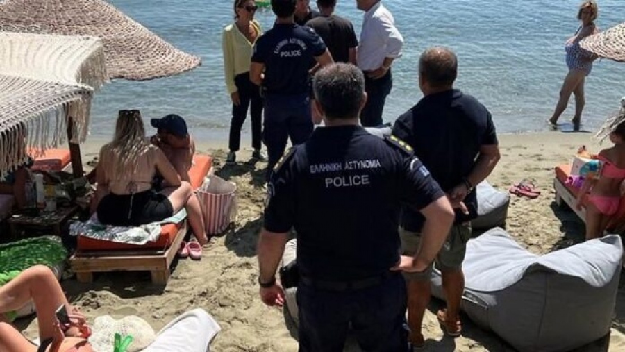 ΥΠΕΘΟ: 4.500 έλεγχοι και 1.750 παραβάσεις σε αιγιαλό και παραλίες