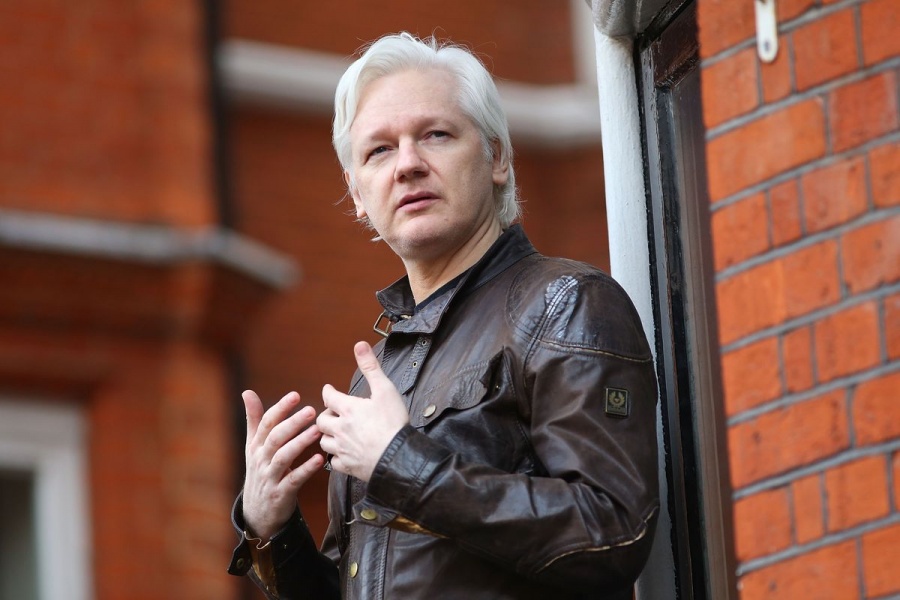 Δεν θα εκδοθεί σε χώρα όπου θα κινδυνεύει με θανατική ποινή o Julian Assange