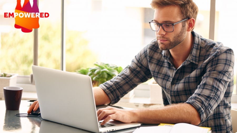 Youth Empowered: Νέος κύκλος δωρεάν σεμιναρίων πάνω στις σύγχρονες δεξιότητες που απαιτεί η ψηφιακή εποχή