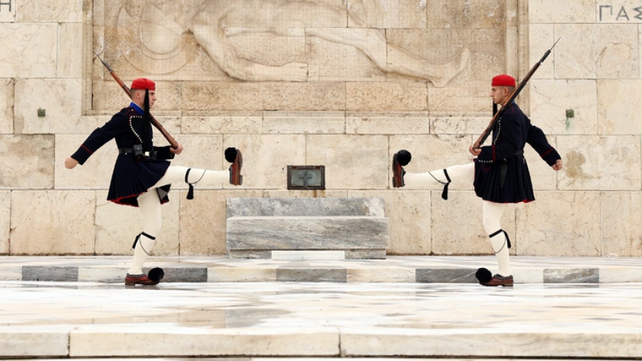 Κατατέθηκε στη Βουλή η τροπολογία για τον Άγνωστο Στρατιώτη