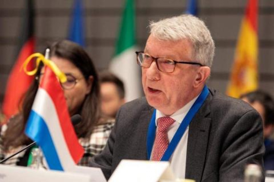 Ο κατάσκοπος του Ψυχρού Πολέμου που έγινε... ευρωβουλευτής - Άναψε φωτιές με την επίσκεψη στη Μόσχα