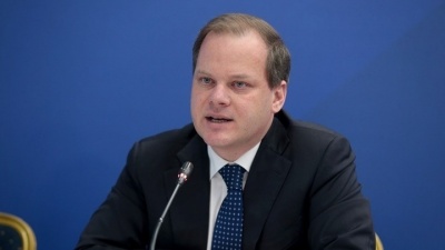 Κ. Αχ. Καραμανλής: Εξετάζεται από τον πρωθυπουργό να αλλάξουν οι ώρες πρωινής προσέλευσης στην εργασία