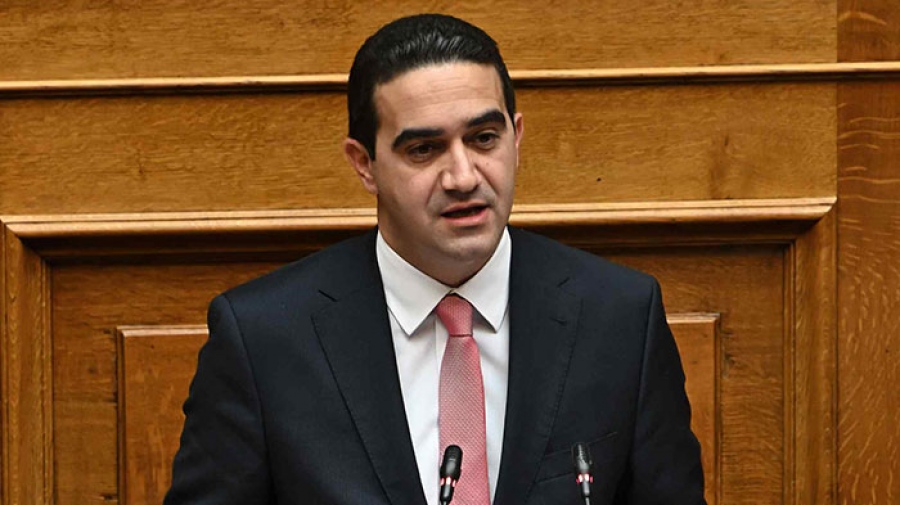 Κατρίνης (ΠΑΣΟΚ): H Κυβέρνηση φθείρει τους θεσμούς συμμαχώντας με την ακροδεξία του κ. Βελόπουλου