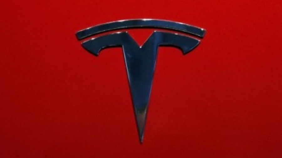 JP Morgan για Tesla: Περιθώριο πτώσης 30%, στα 130 δολάρια