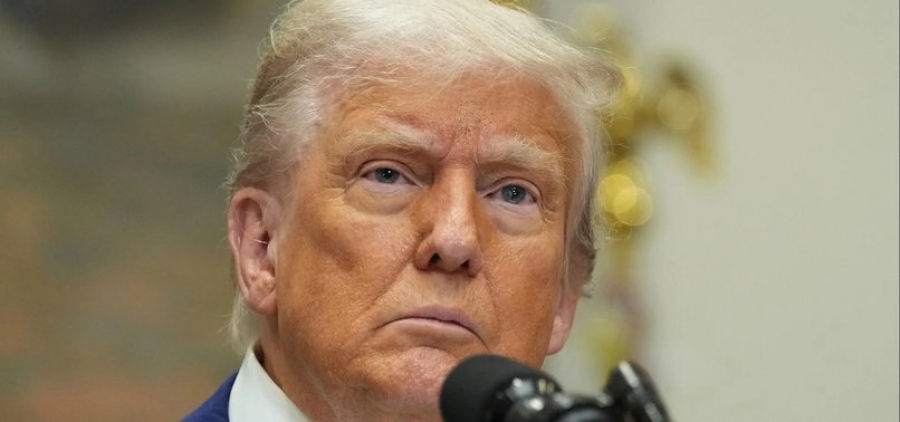 Ο Trump γονάτισε την Pfizer – Υποχρέωσε τον Bourla σε μειώσεις τιμών για όλα τα συνταγογραφούμενα φάρμακα