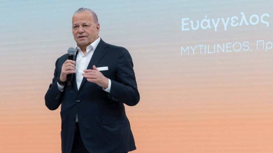 Evangelos Mytilineos buys stock on Good Friday