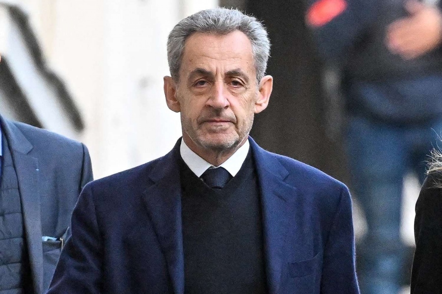 Ο Sarkozy έγινε παππούς μόλις μπήκε στη φυλακή – Ο εγγονός θα πάρει το όνομά του