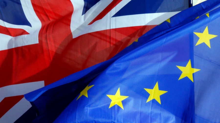 Κομισιόν: Η ΕΕ δεν θα επαναδιαπραγματευτεί τη συμφωνία του Brexit - Έτοιμοι να συνεργαστούμε με τον νέο πρωθυπουργό