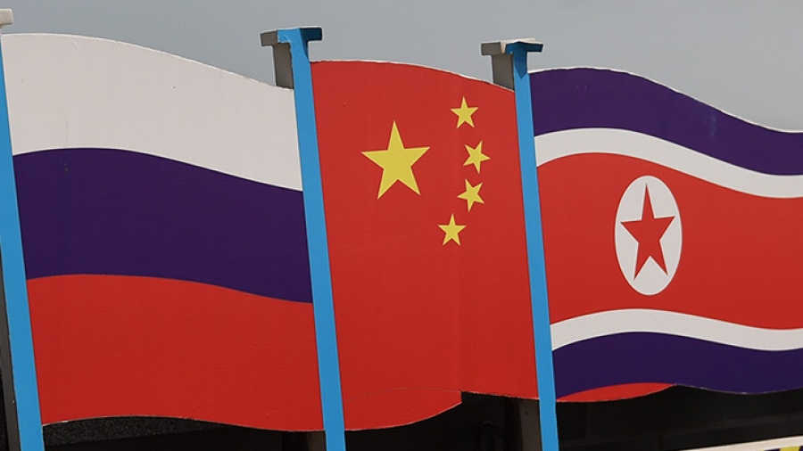 Ρωσία: Προτείνει κοινές στρατιωτικές ασκήσεις με την Κίνα και τη Βόρεια Κορέα