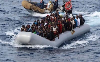 ΟΗΕ: Βάρκα με 50 επιβάτες ανετράπη στα ανοικτά των ακτών της Λιβύης