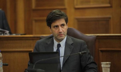 Προειδοποίηση Χουλιαράκη: Εάν δεν κλείσει η 4η αξιολόγηση δεν θα συζητηθεί το χρέος