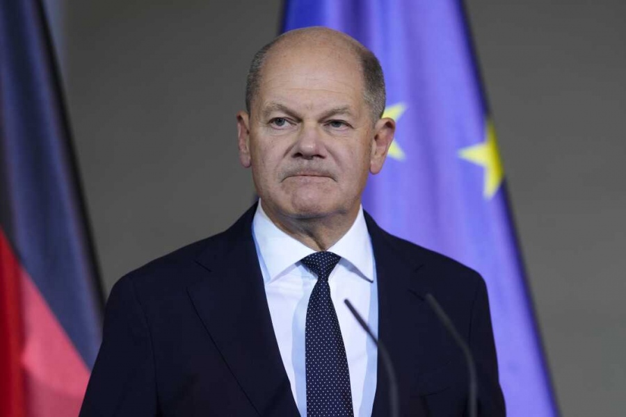 «Φωτίστηκε» ο Scholz… Η Ευρώπη δεν μπορεί να βάλει στη σειρά ούτε δύο «τούβλα»