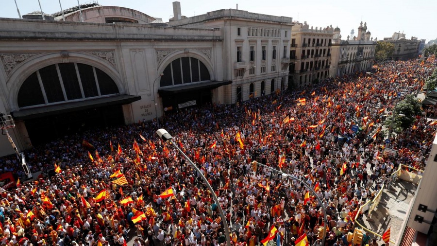 Βαρκελώνη: Πάνω από 200. 000 διαδηλωτές στη συγκέντρωση κατά της δίκης των αποσχιστών