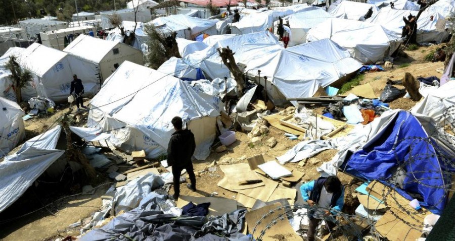 Γερμανία-πρόσφυγες: Το 47% των Γερμανών τάσσεται υπέρ της υποδοχής προσφύγων της Μόριας