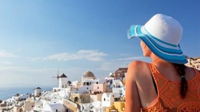 Ποτέ ξεκινά η ηλεκτρονική υποβολή αιτήσεων για τον Κοινωνικό Τουρισμό