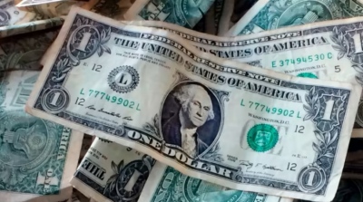 Σε χαμηλό 30ετίας το μερίδιο του δολαρίου στα διεθνή αποθέματα – Στο μικροσκόπιο ευρώ και λίρα