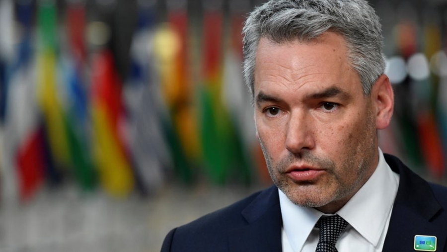 Ρωσία: Στη Μόσχα ο αυστριακός καγκελάριος  Karl Nehammer - Συνάντηση με Putin