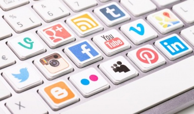 Γαλλία: Θα απαιτεί τη συγκατάθεση γονέων για τους λογαριασμούς ανήλικων στο Facebook