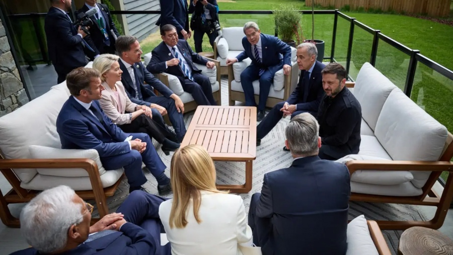 Ομολογία - σοκ από ΕΕ: «Διακινδυνεύουμε να βρεθούμε στο περιθώριο της ιστορίας»