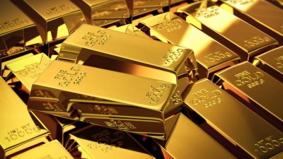 Άνοδος 0,5% στον χρυσό εν μέσω αβεβαιότητας, στα 1.736,5 δολ. ανά ουγγιά