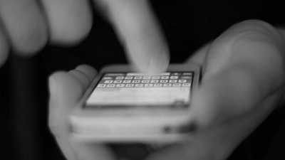 Γαλλία: Το πρώτο SMS στην ιστορία θα πουληθεί σε δημοπρασία ως NFT