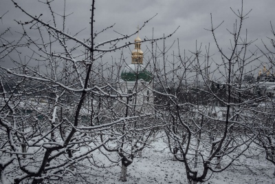 Οι Ουκρανοί βομβάρδισαν μοναστήρι κοντά στη Volnovakha του Donetsk – Δύο τραυματίες