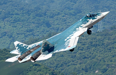 Σμήνη ρωσικών Su-57 «σαρώνουν» την Ουκρανία – Η νέα φονική τακτική που παραλύει τα αντιαεροπορικά της Δύσης
