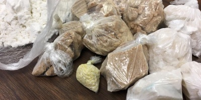 Πάνω από 20 κιλά κοκαΐνης και 166.317 χάπια ecstasy εντοπίστηκαν σε ΙΧ στη Ρόδο