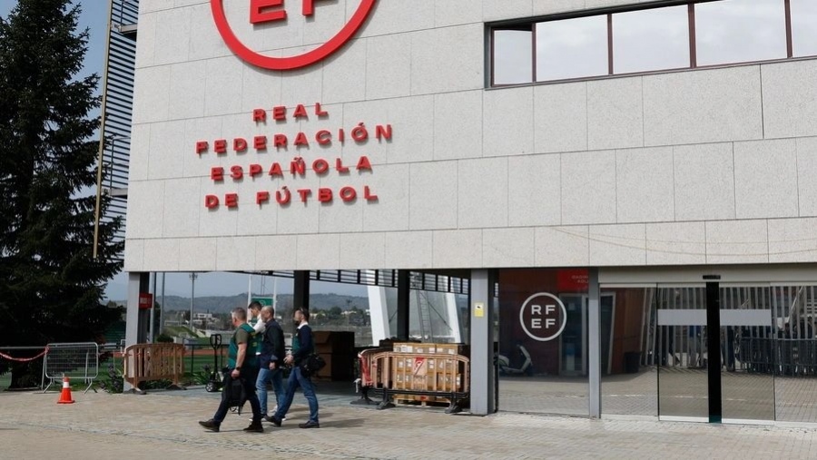 «Έφοδος» της αστυνομίας στα γραφεία της ισπανικής ποδοσφαιρικής ομοσπονδίας