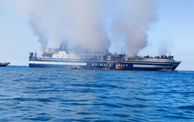 Euroferry Olympia: Μαίνονται οι φλόγες στο πλοίο - Συνεχίζονται οι έρευνες για τους 12 αγνοούμενους- Ποιοι οδηγήθηκαν στον εισαγγελέα