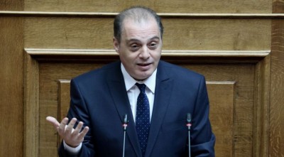 Βελόπουλος: Οι Τούρκοι ποντίζουν καλώδια στο Αιγαίο, εμείς λέμε «άγκυρα» στην Άγκυρα