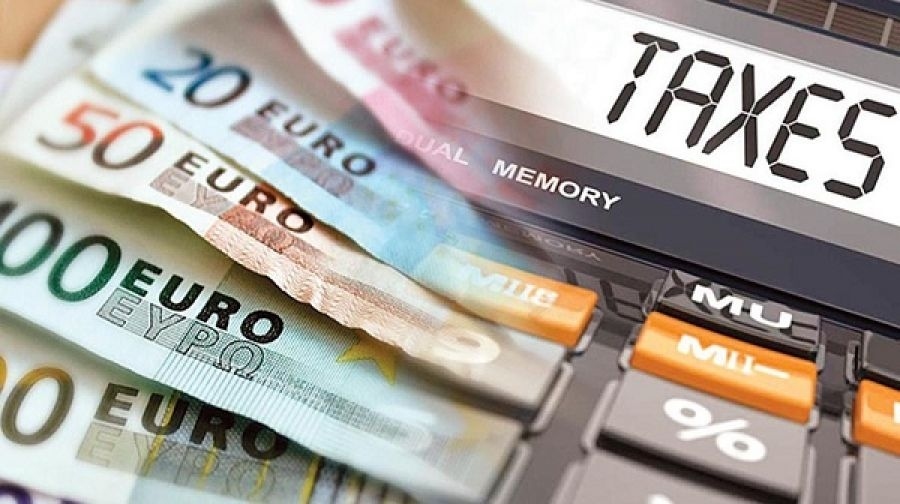 Ετοιμαστείτε - Φορολογικό φορτίο 32 δισ. ευρώ θα σηκώσουν νοικοκυριά, επιχειρήσεις και καταναλωτές στο β΄ εξάμηνο του 2023