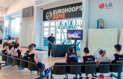 Η τεχνολογία της LG συμβάλει στις προπονήσεις της ομάδας LG Αθλητές του Αύριο στην Ακαδημία Eurohoops