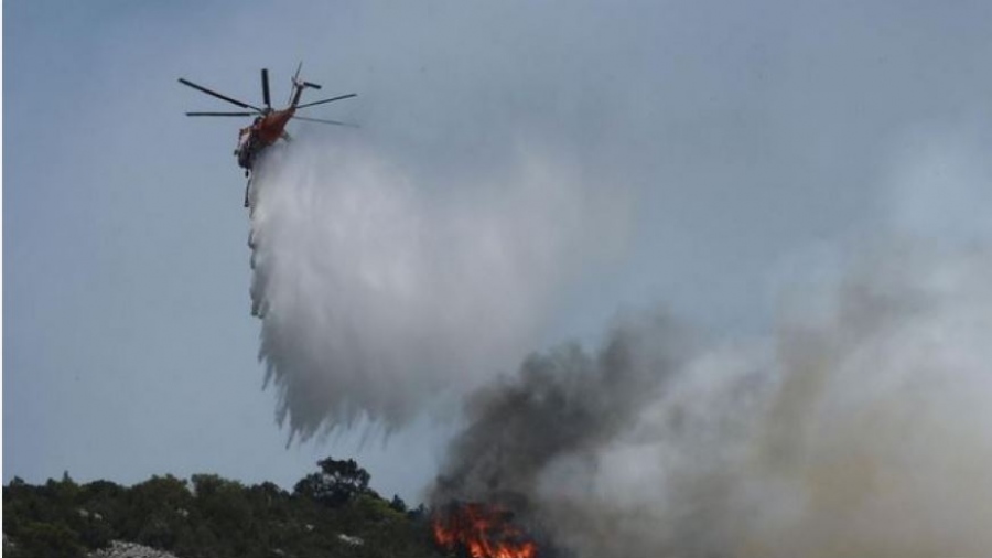 Συναγερμός στα Γρεβενά - Πυρκαγιά σε δασική έκταση στη θέση Μπαϊτάνι