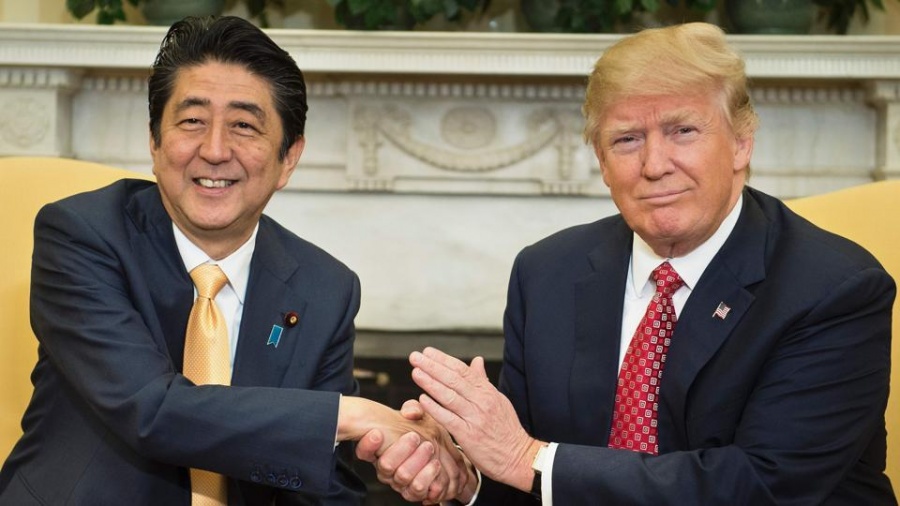 Συμφωνία Trump – Abe για μέγιστη πίεση στη Β. Κορέα μέχρι την αποπυρηνικοποίηση της