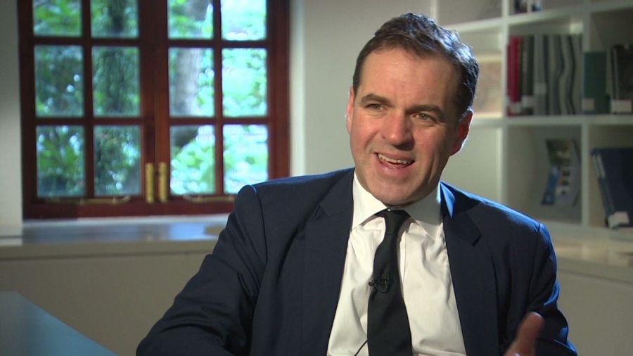 Ηχηρή παρέμβαση από κορυφαίο ιστορικό: Δώστε εδάφη στον Putin τώρα - Ο Trump ρισκάρει, οι Ευρωπαίοι ζουν στον κόσμο τους