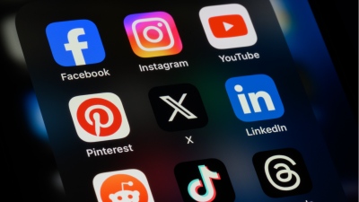 Παγκόσμια πρωτιά - Η Αυστραλία μπλοκάρει τα κοινωνικά δίκτυα για τους ανήλικους