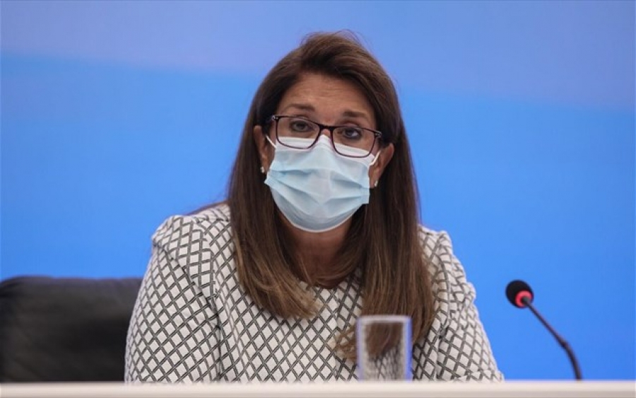 Παπαευαγγέλου: Τη μάσκα πρέπει να τη φορούν και οι εμβολιασθέντες - Θα συνεχιστεί ο εμβολιασμός με AstraZeneca